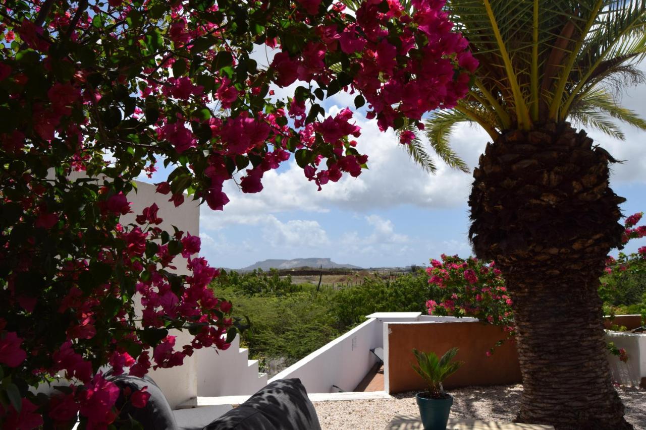 Saint Joris A Tiny Boutique Resort Willemstad Exterior photo
